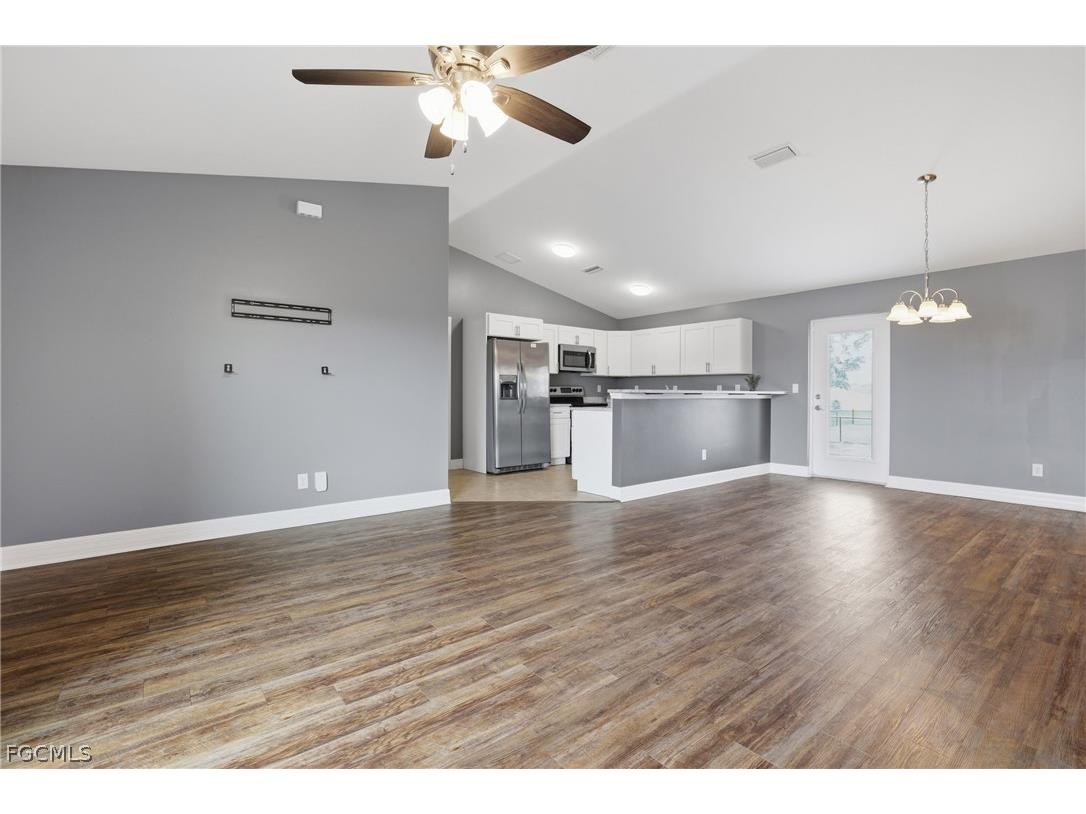 3017 NE 2nd Avenue Cape Coral FL 33909 2026011378 image6