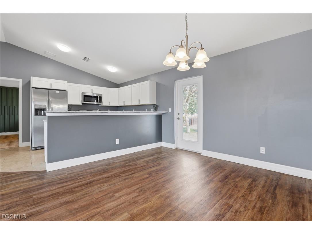 3017 NE 2nd Avenue Cape Coral FL 33909 2026011378 image8