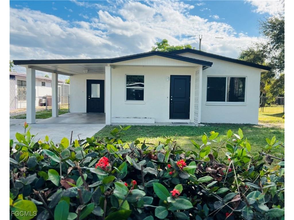 3018 Lafayette Street Fort Myers FL 33916 2025011684 image1
