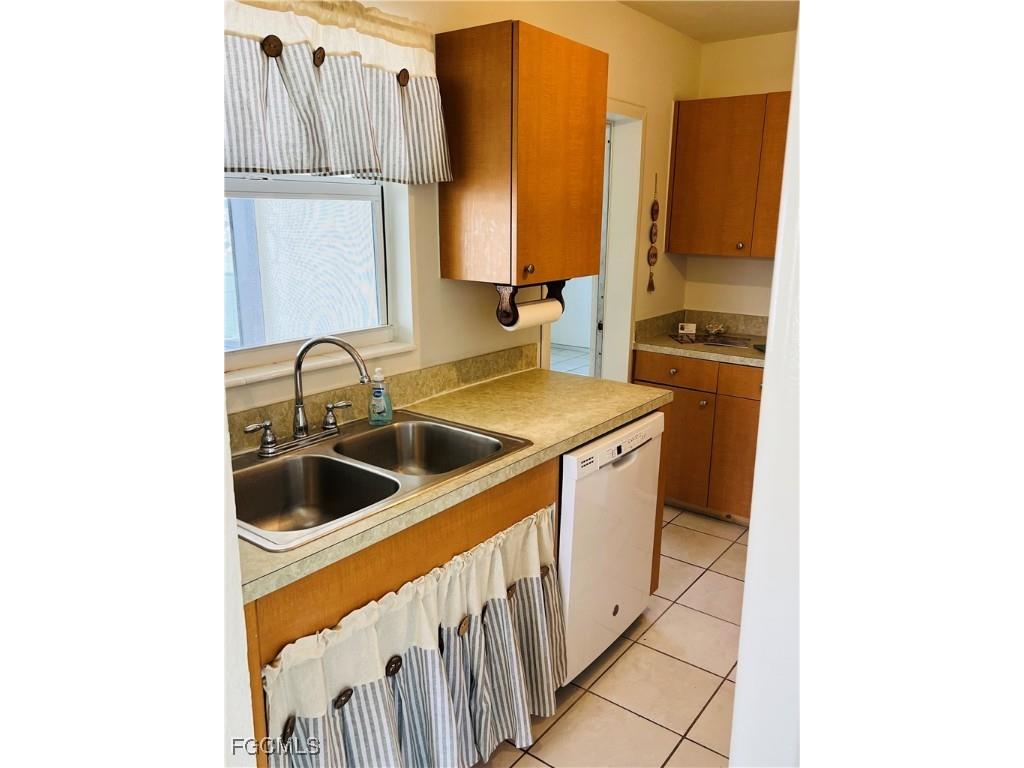 3018 Lafayette Street Fort Myers FL 33916 2025011684 image12