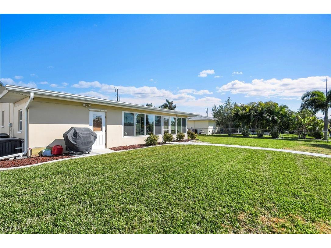 3018 SE 18th Place Cape Coral FL 33904 2026007232 image28