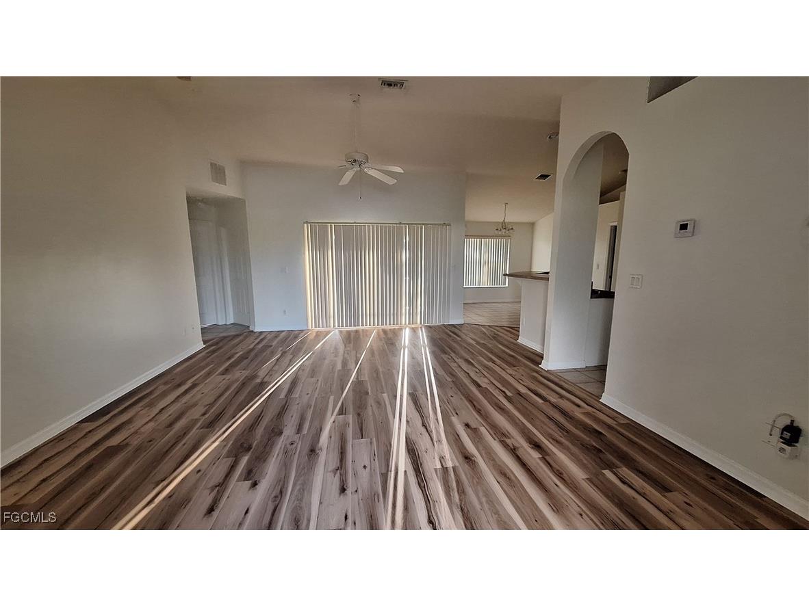 3018 SW 10th Avenue Cape Coral FL 33914 2025008695 image9