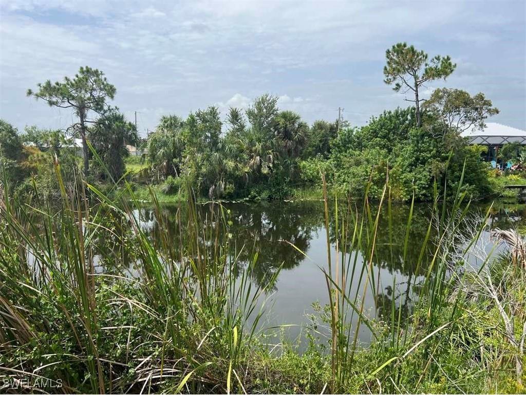 3018 Van Buren Parkway Cape Coral FL 33993 226004016 image2