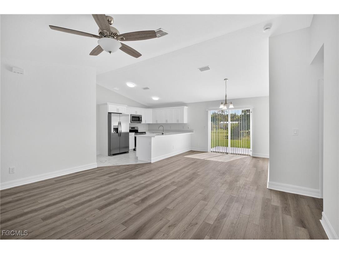 3019 NW 2nd Place Cape Coral FL 33993 2025008415 image3