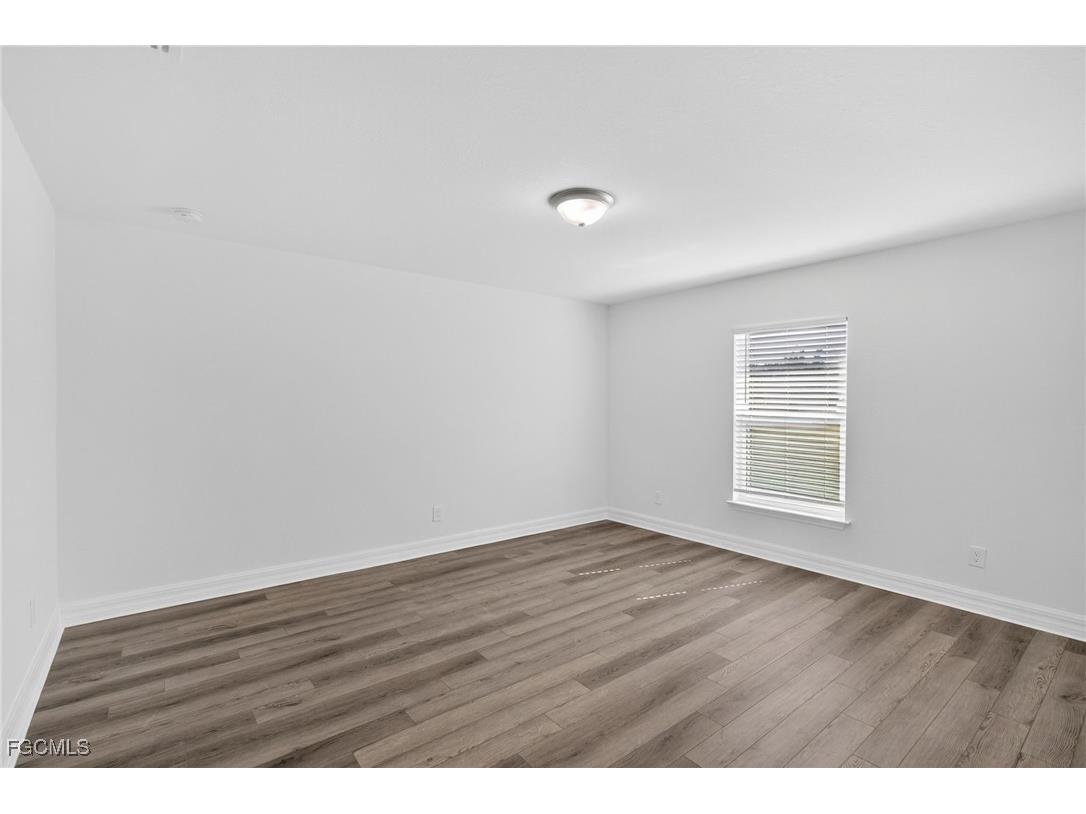 3019 NW 2nd Place Cape Coral FL 33993 2025008415 image4