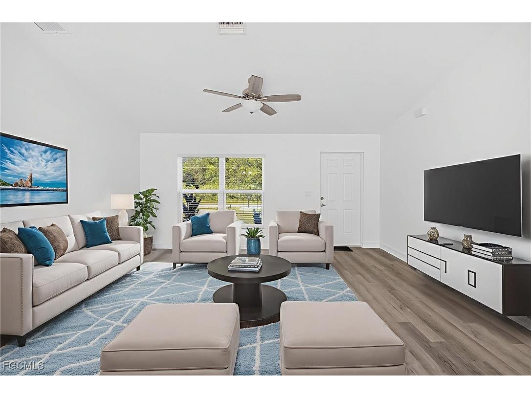 3019 NW 2nd Place Cape Coral FL 33993 2025008415 image9