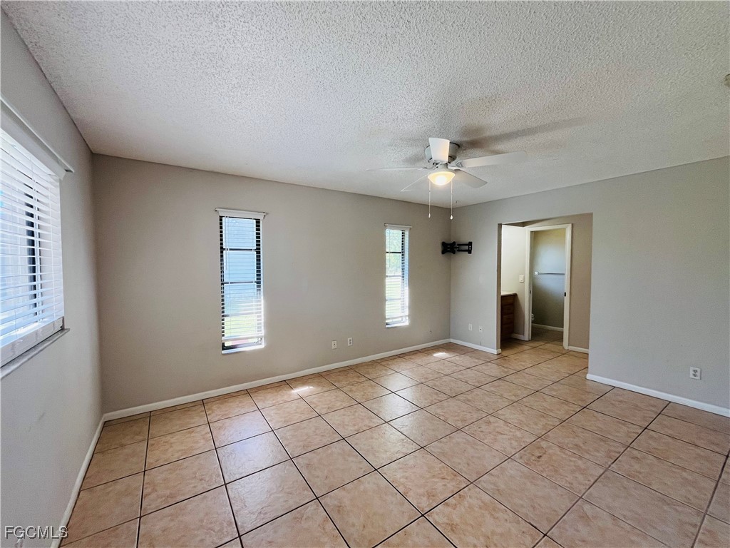 3019 SE 5th Place Cape Coral FL 33904 2026005169 image10