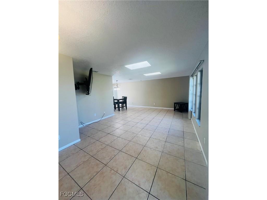3019 SE 5th Place Cape Coral FL 33904 2026005169 image3