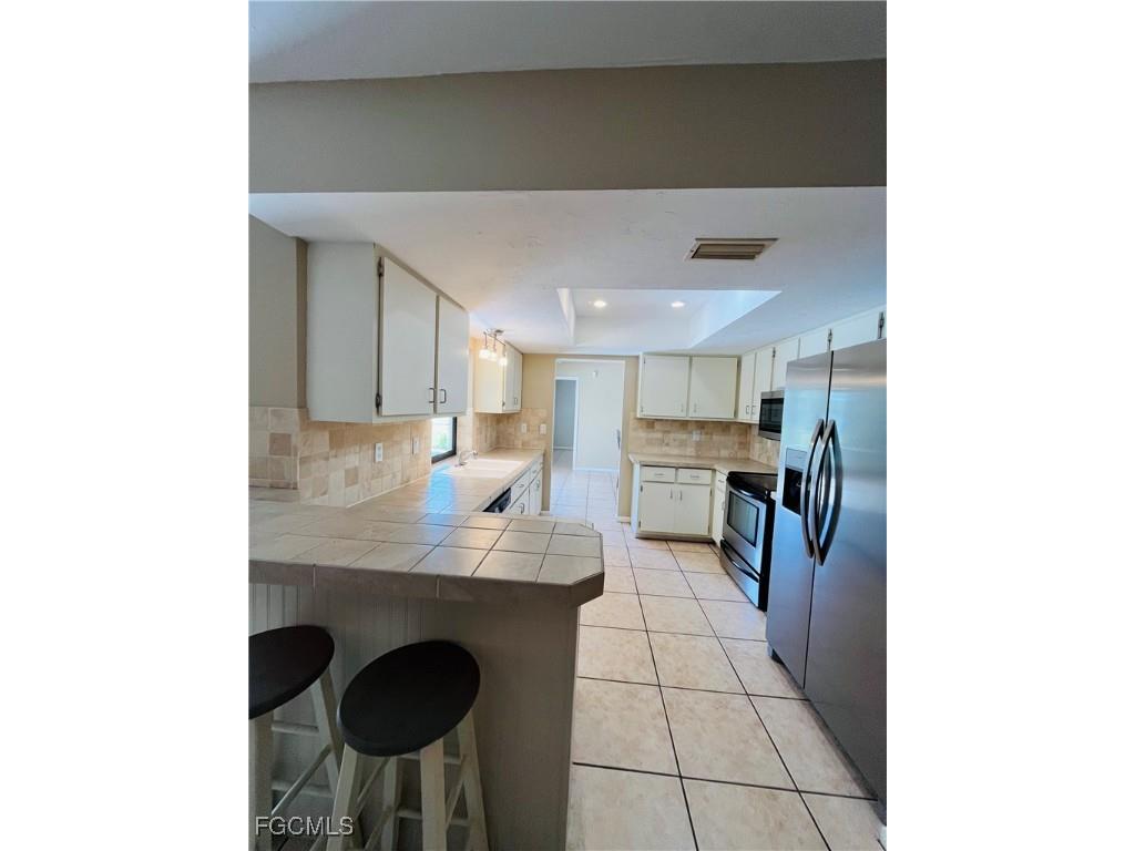 3019 SE 5th Place Cape Coral FL 33904 2026005169 image7