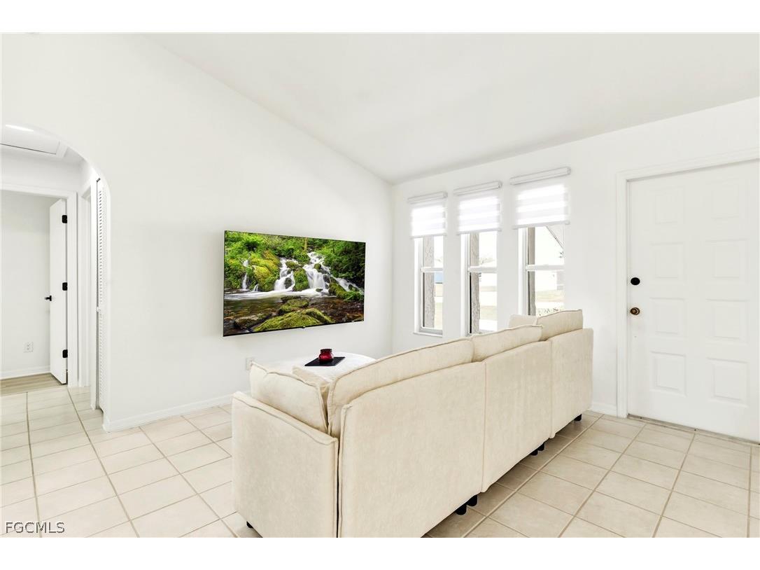 3019 SW 14th Court Cape Coral FL 33914 2026011795 image13