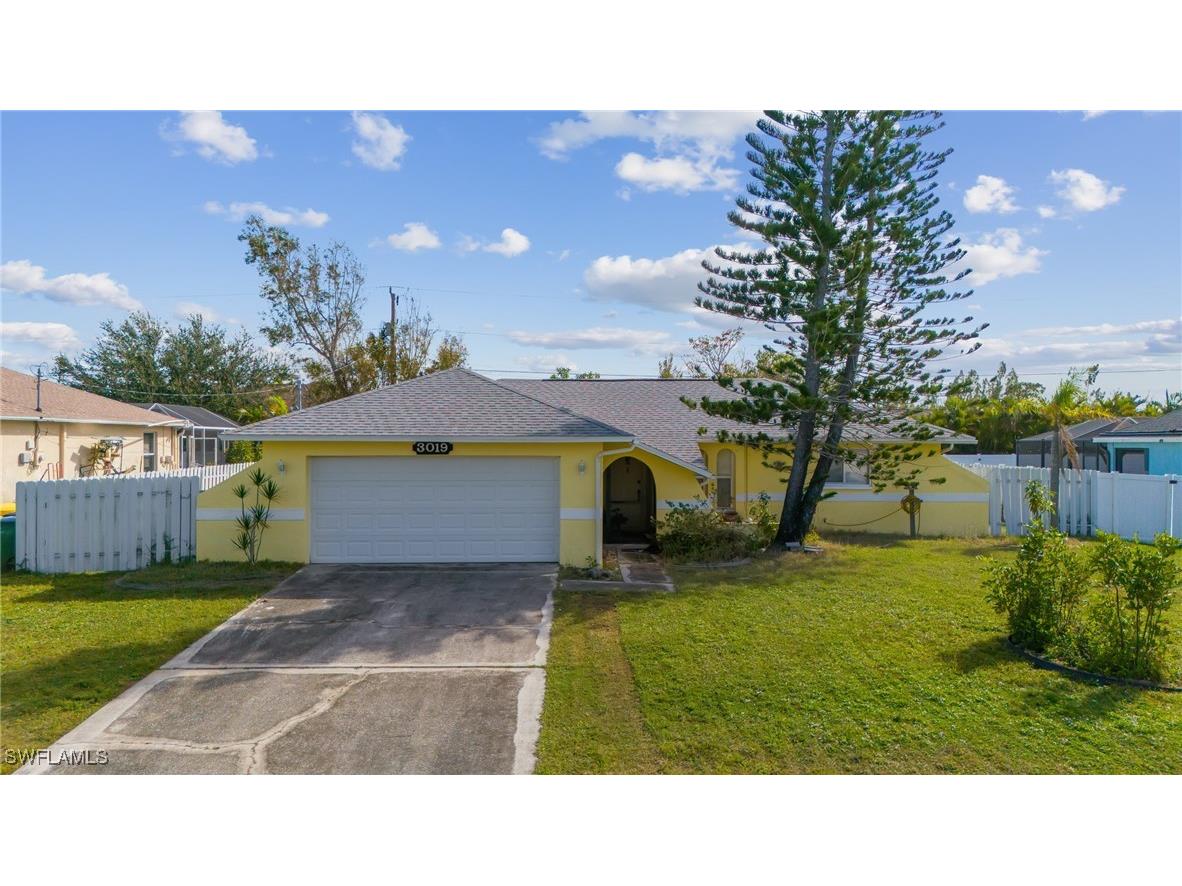 3019 SW 14th Court Cape Coral FL 33914 224087748 image1
