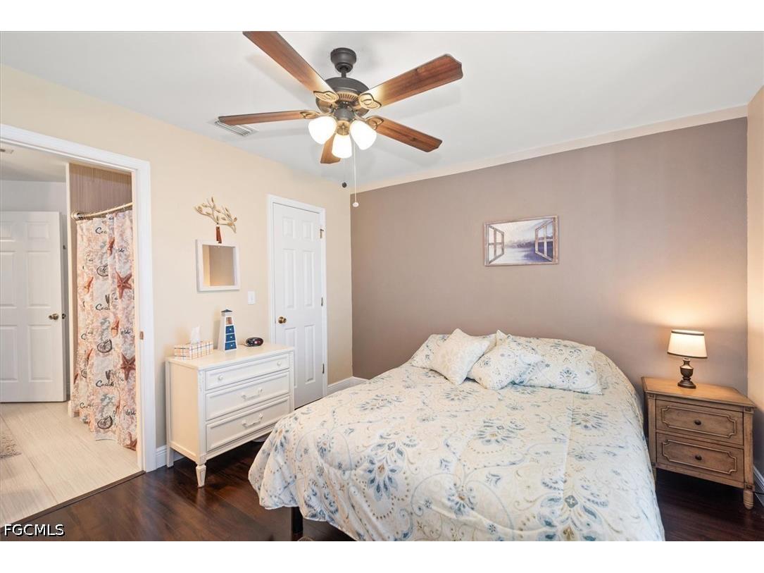 3019 SW 15th Place Cape Coral FL 33914 2026028431 image23