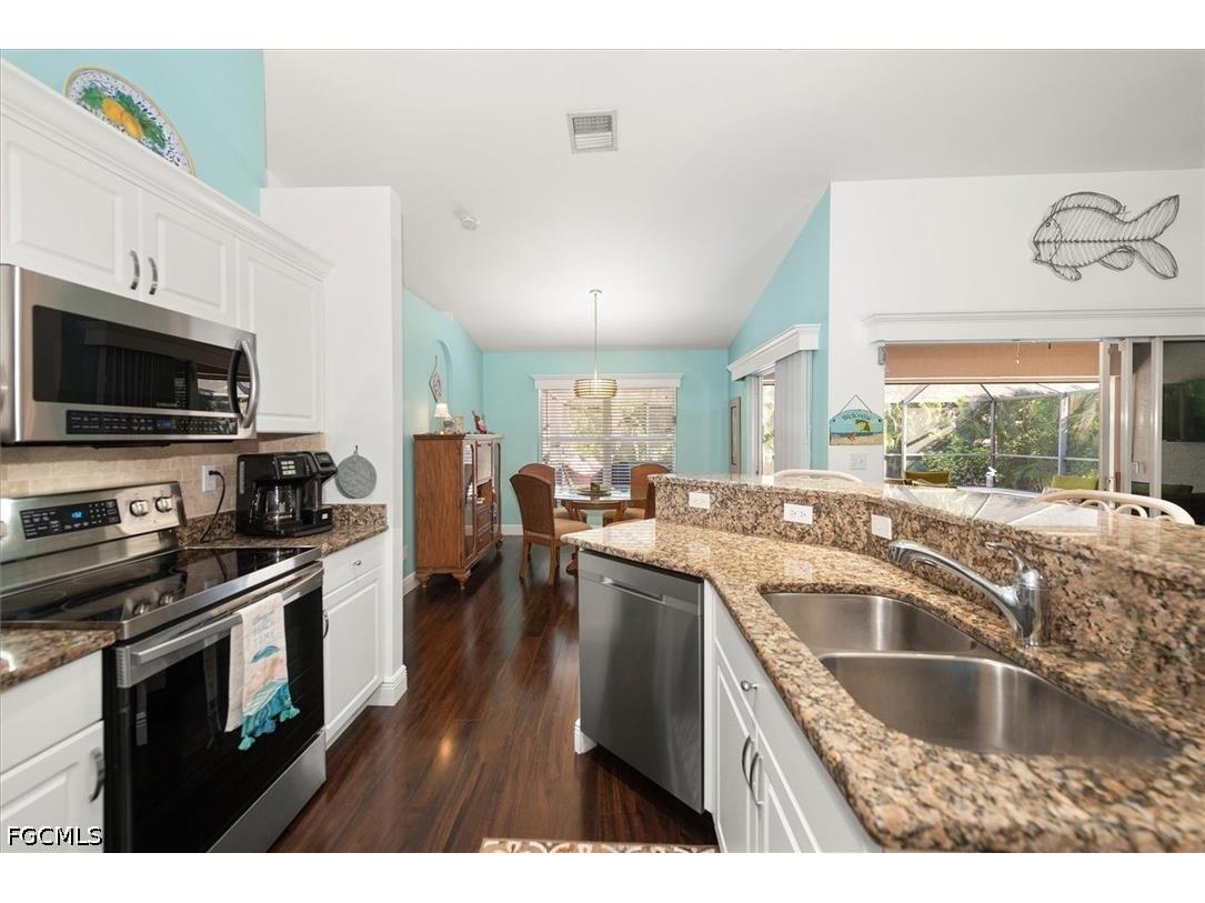 3019 SW 15th Place Cape Coral FL 33914 2026028431 image6