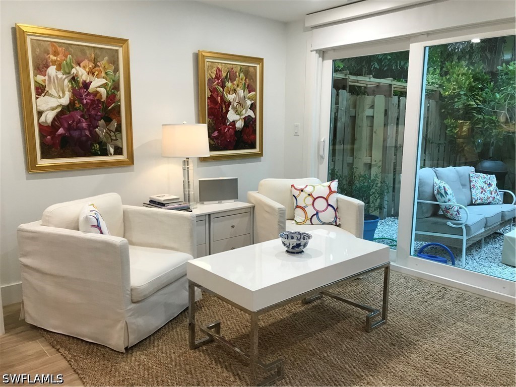 302 2nd Street S #302 Naples FL 34102 226012879 image9