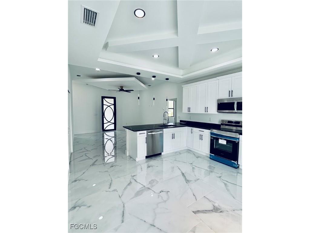 302 E 15th Street Lehigh Acres FL 33972 2025016185 image13