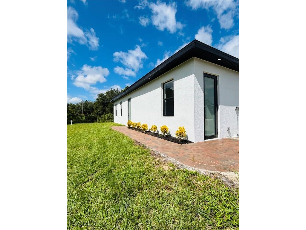 302 E 15th Street Lehigh Acres FL 33972 2025016185 image24