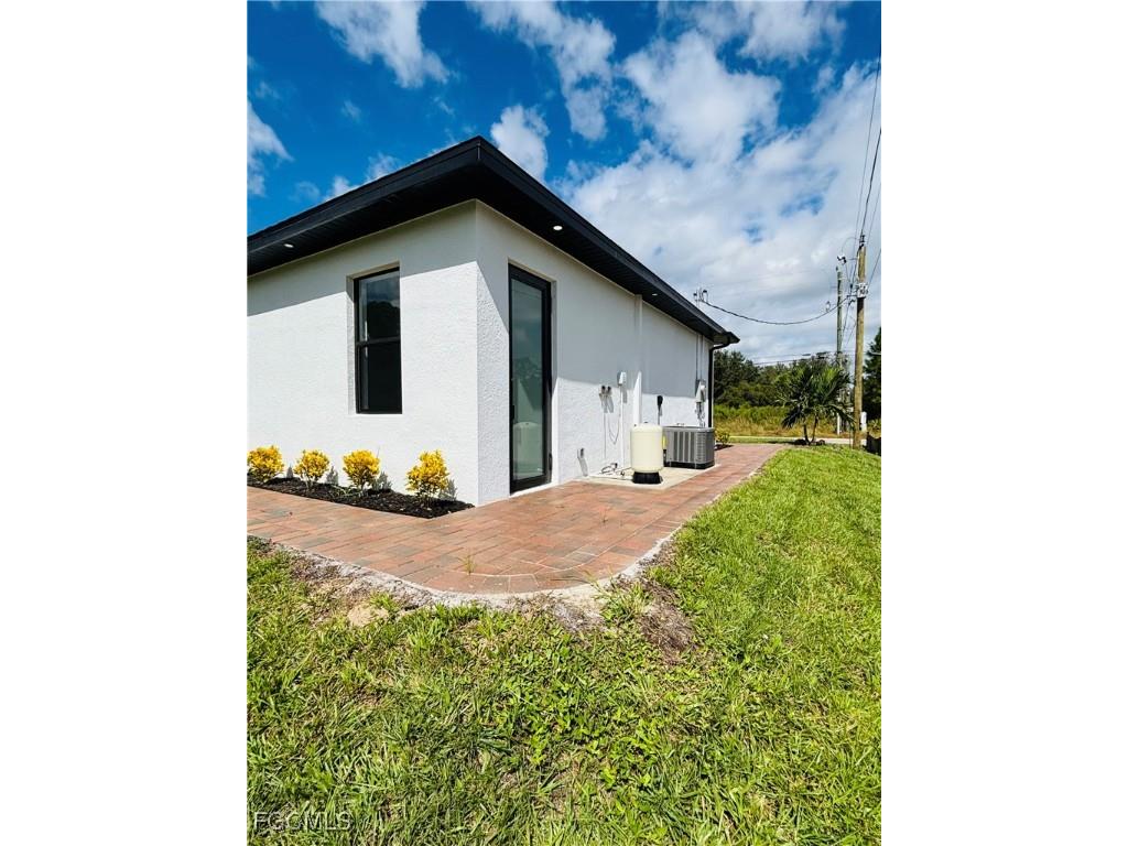 302 E 15th Street Lehigh Acres FL 33972 2025016185 image25