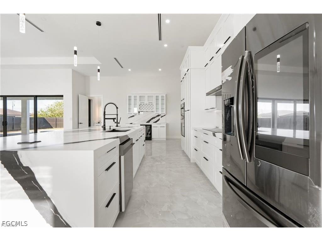 302 El Dorado Boulevard N Cape Coral FL 33993 2026007703 image12