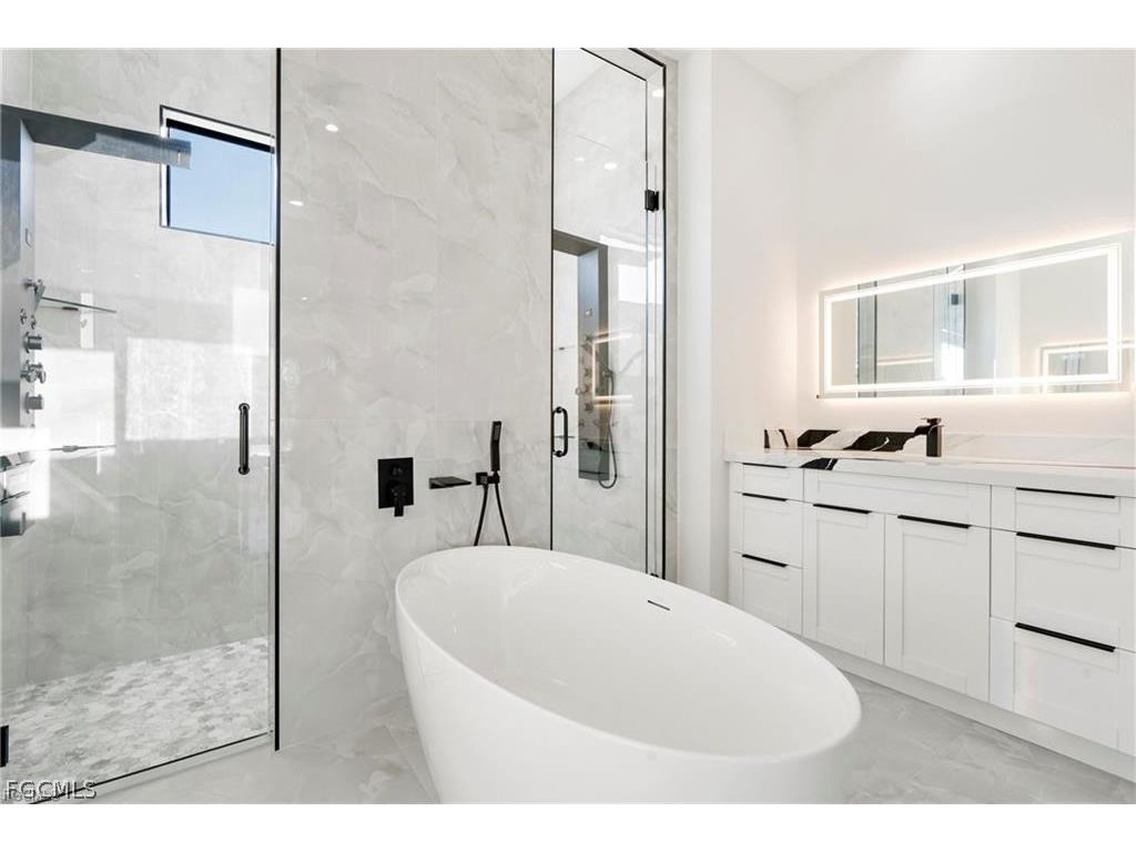 302 El Dorado Boulevard N Cape Coral FL 33993 2026007703 image19