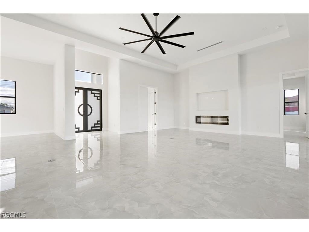 302 El Dorado Boulevard N Cape Coral FL 33993 2026007703 image6