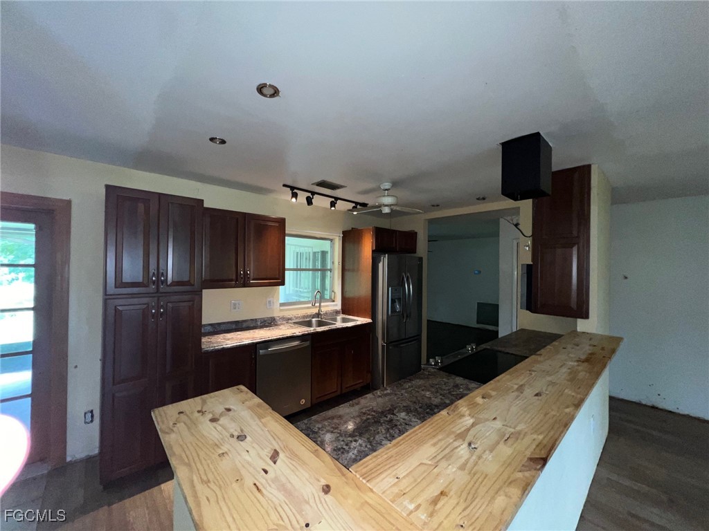 302 Greenwood Avenue Lehigh Acres FL 33936 2025011577 image3