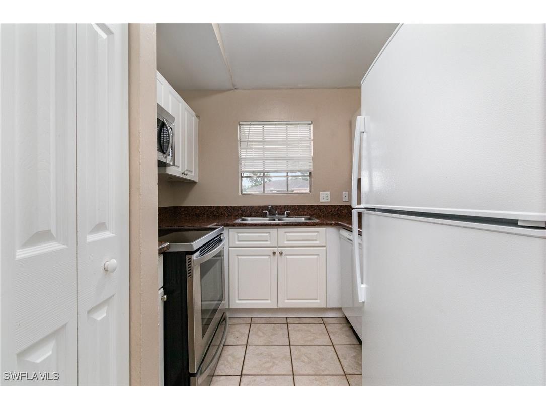 302 NE 10th Terrace Cape Coral FL 33909 225053142 image8