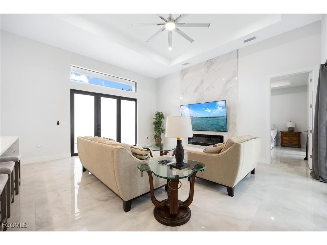 302 NW 1st Street Cape Coral FL 33993 2025021017 image17