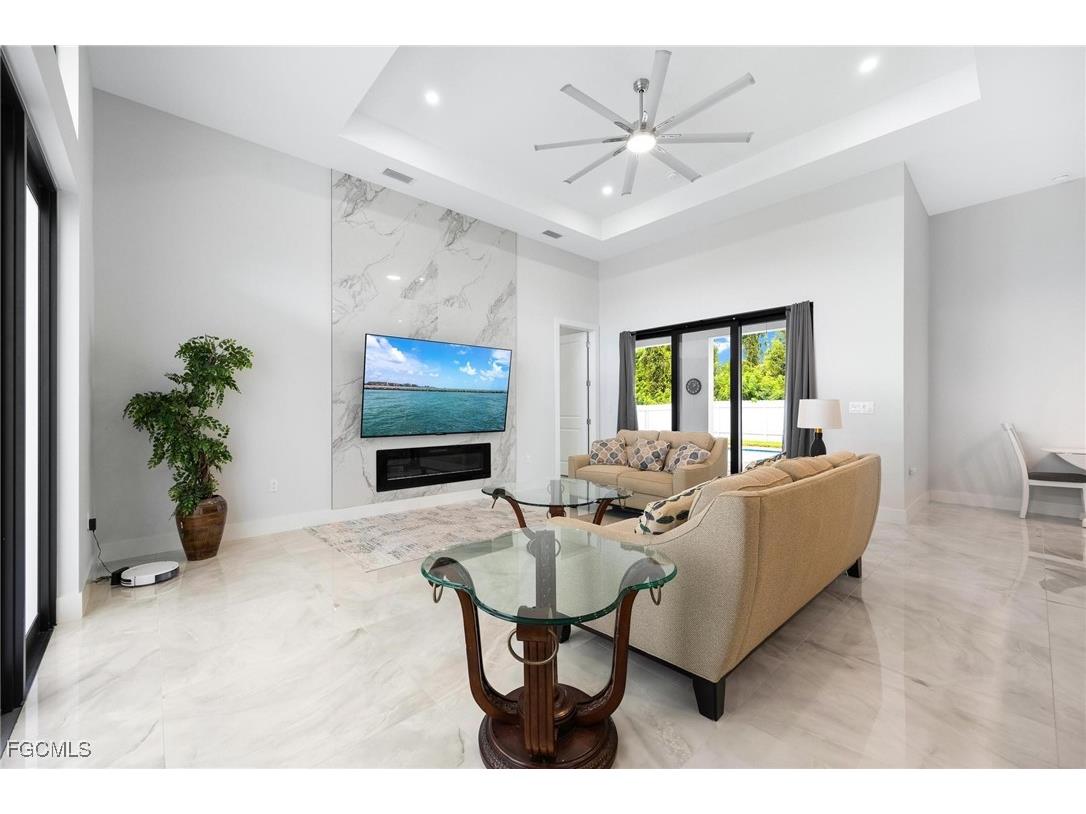 302 NW 1st Street Cape Coral FL 33993 2025021017 image18