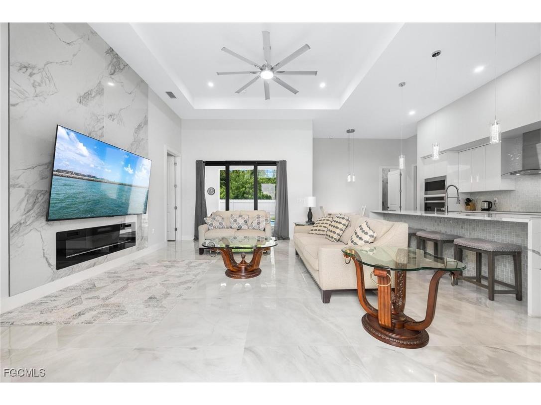 302 NW 1st Street Cape Coral FL 33993 2025021017 image19