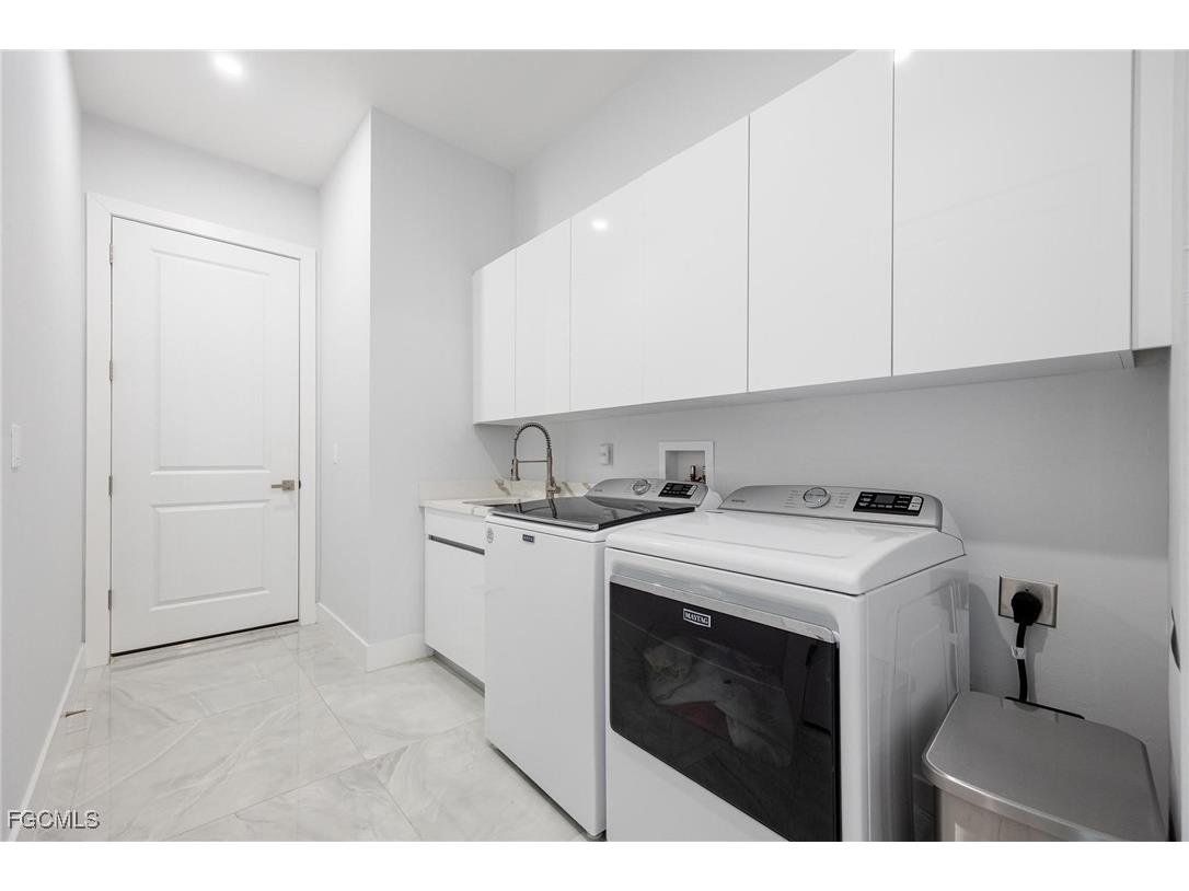 302 NW 1st Street Cape Coral FL 33993 2025021017 image32