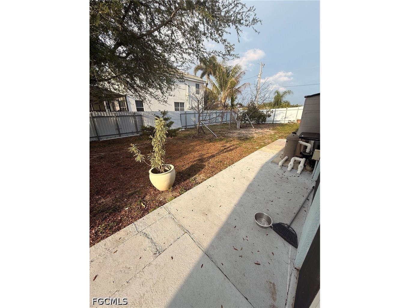 302 NW 24th Avenue Cape Coral FL 33993 2026014813 image33