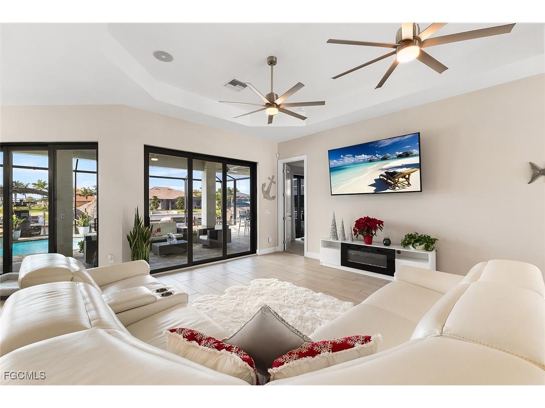 302 NW 32nd Place Cape Coral FL 33993 2025018752 image10