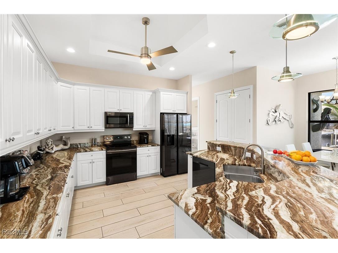 302 NW 32nd Place Cape Coral FL 33993 2025018752 image14