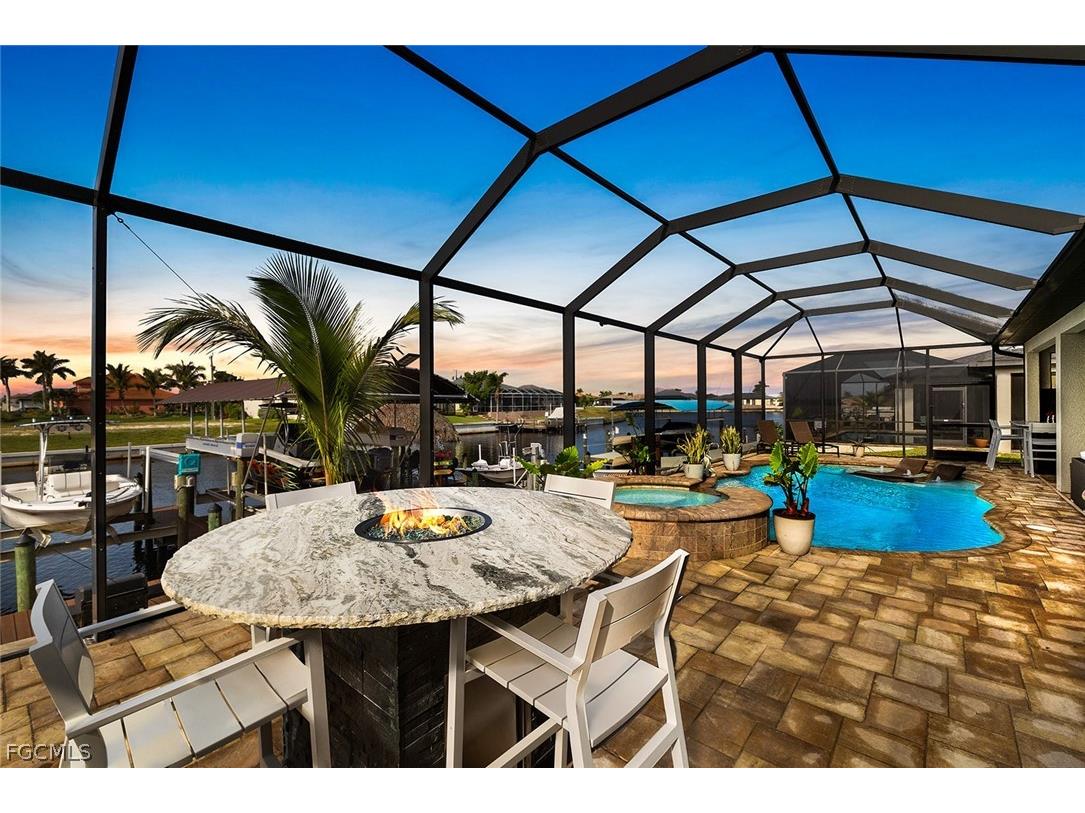 302 NW 32nd Place Cape Coral FL 33993 2026013568 image1