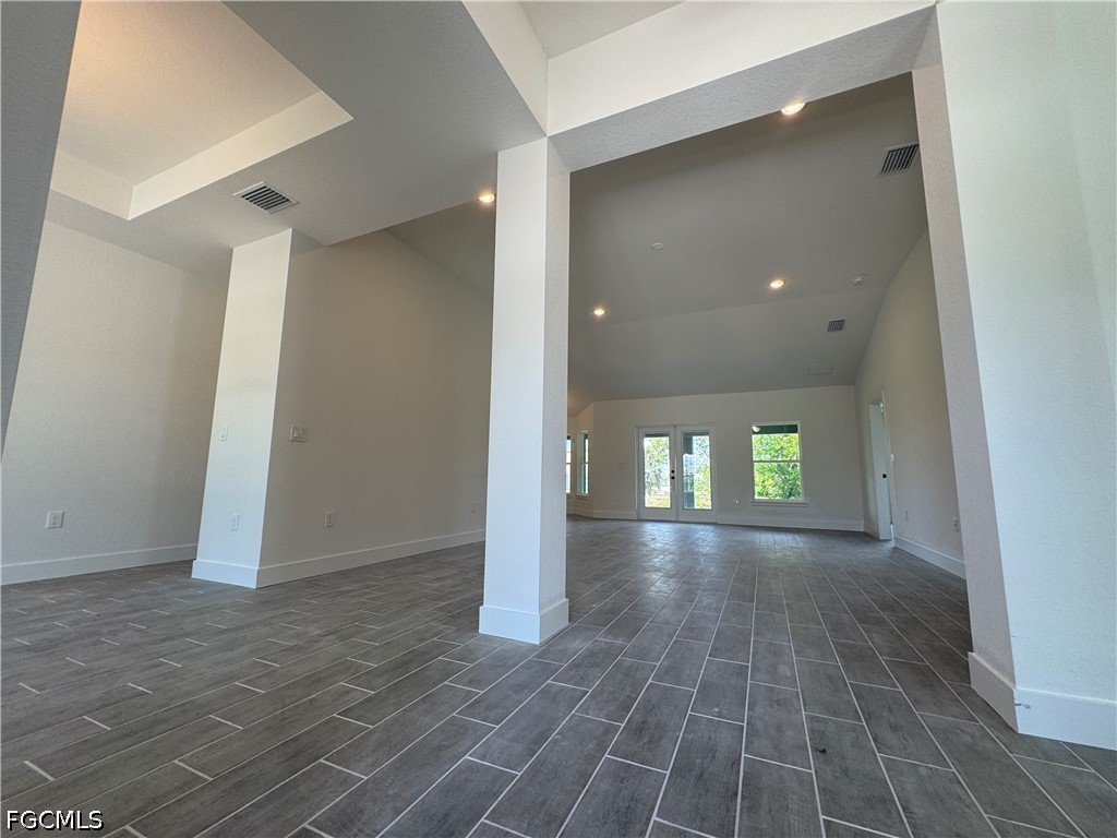 302 SE 1st Terrace Cape Coral FL 33990 2026025924 image10