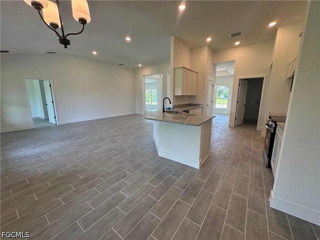 302 SE 1st Terrace Cape Coral FL 33990 2026025924 image15