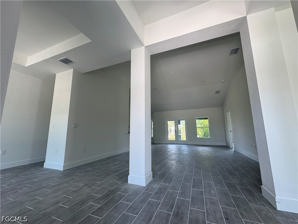 302 SE 1st Terrace Cape Coral FL 33990 2026025924 image7
