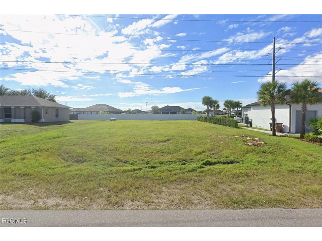302 SW 24th Avenue Cape Coral FL 33991 2026004981 image1