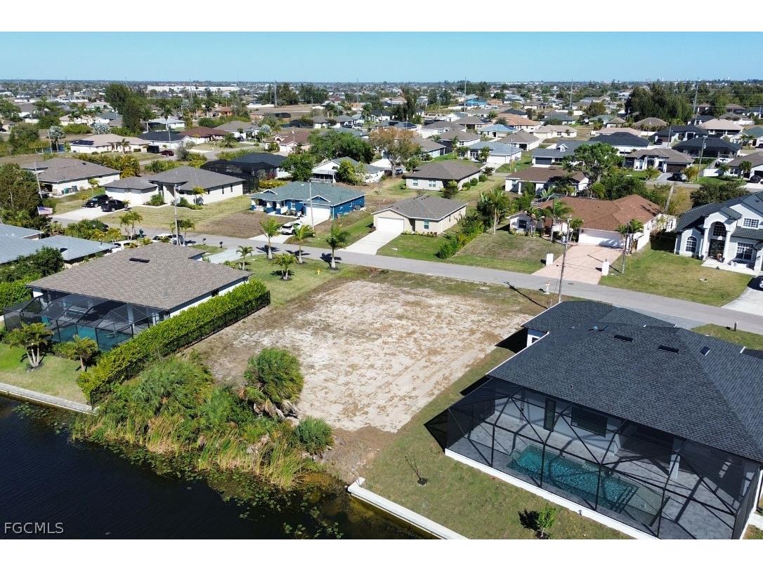 302 SW 26th Avenue Cape Coral FL 33991 2026009556 image5