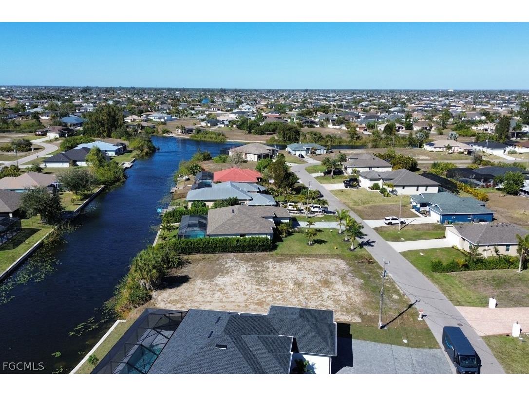 302 SW 26th Avenue Cape Coral FL 33991 2026009556 image6