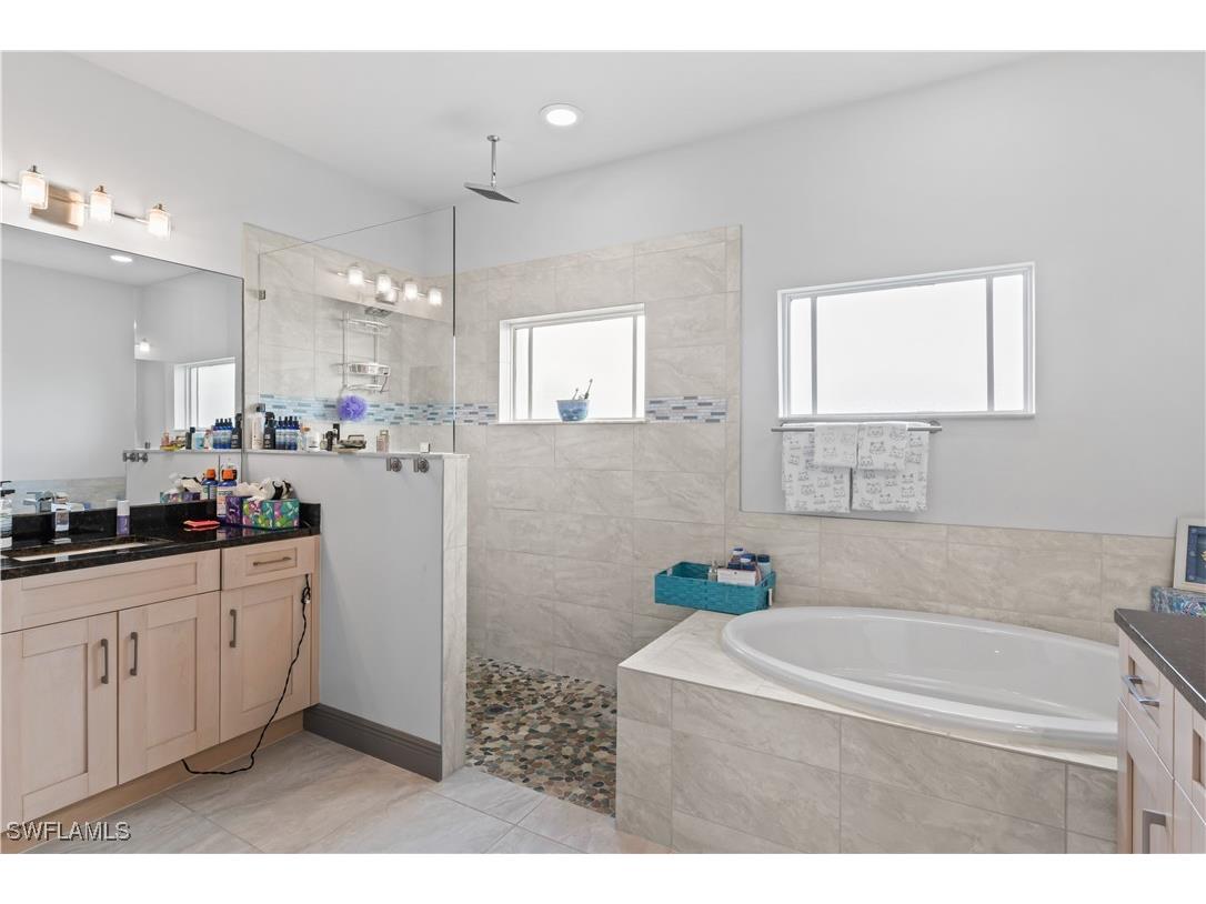 302 SW 31st Terrace Cape Coral FL 33914 225027371 image31