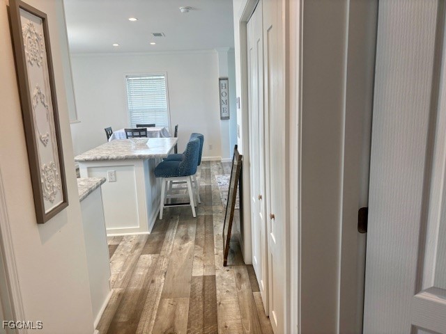 302 Shoreland Drive Fort Myers FL 33905 2025024372 image5