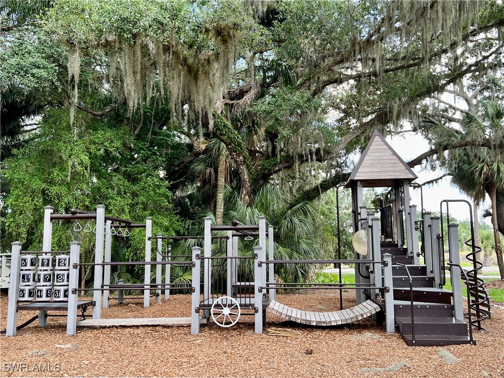 3020 Meandering Way #201 Fort Myers FL 33905 224068975 image47