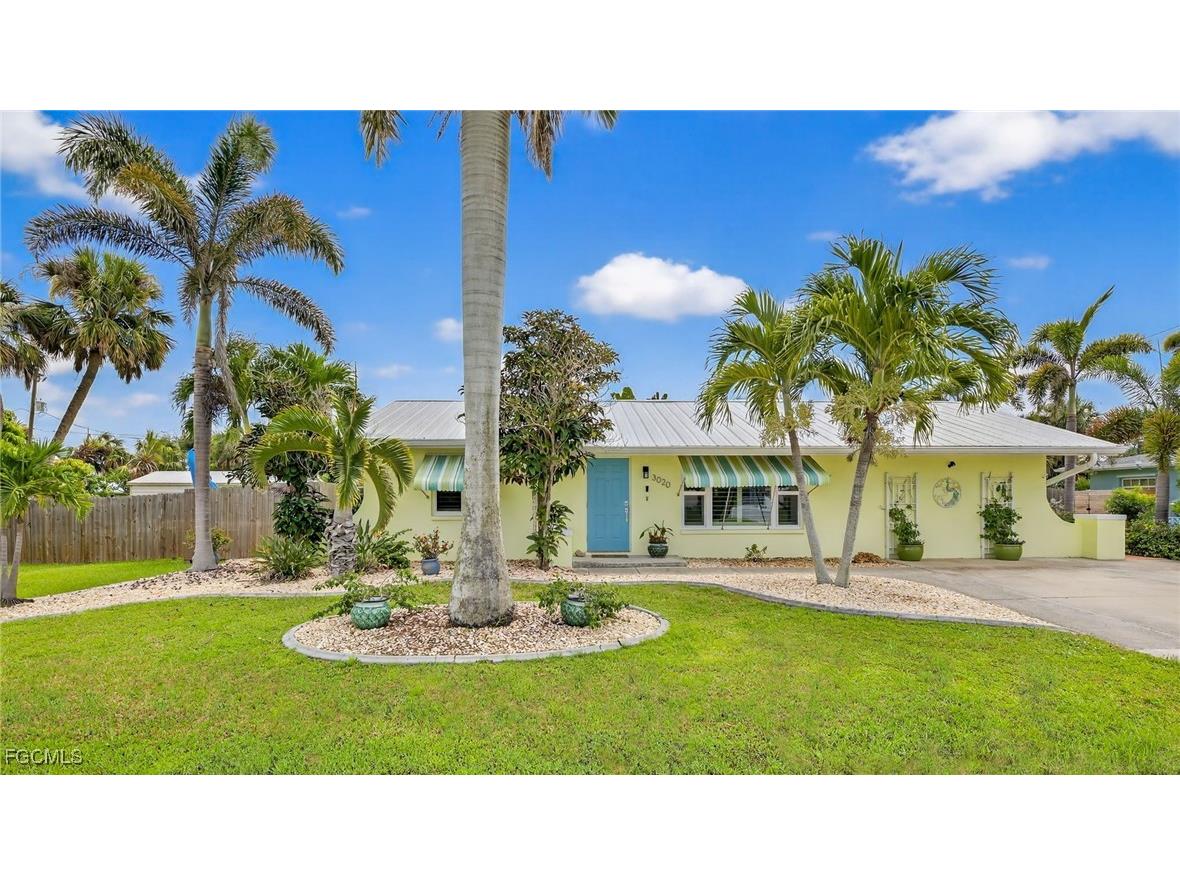 3020 Palm Drive Punta Gorda FL 33950 2025006460 image1