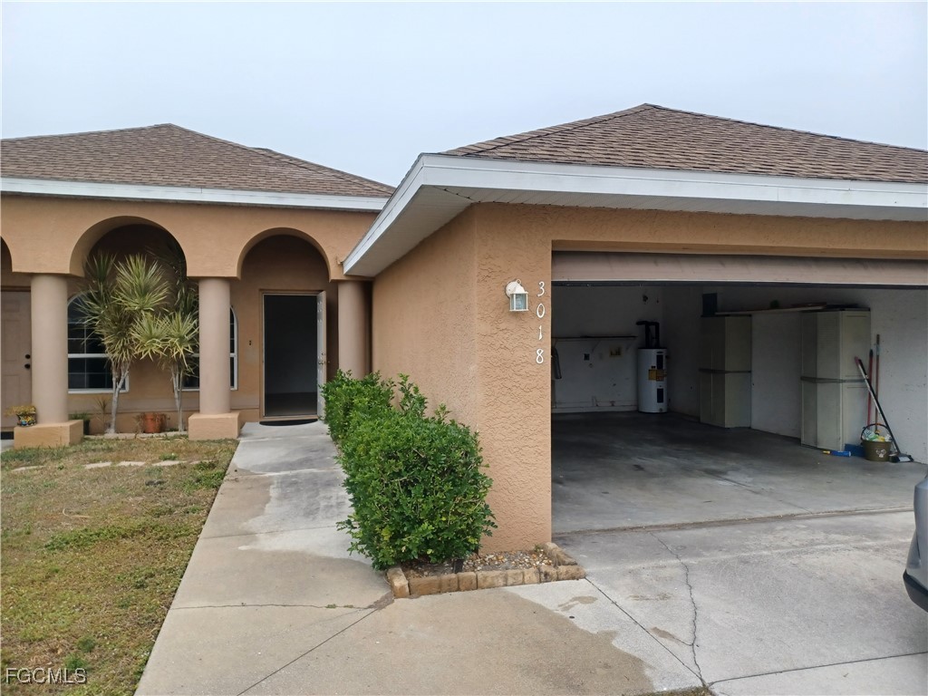 3020 SE Santa Barbara Place Cape Coral FL 33904 2026005371 image1