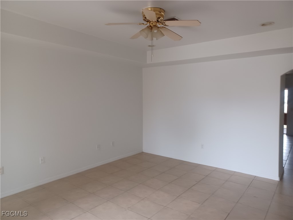 3020 SE Santa Barbara Place Cape Coral FL 33904 2026005371 image4