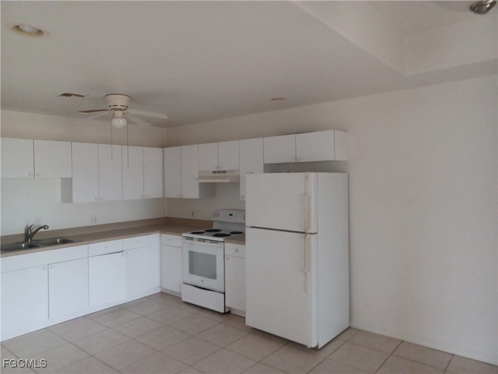 3020 SE Santa Barbara Place Cape Coral FL 33904 2026005371 image7