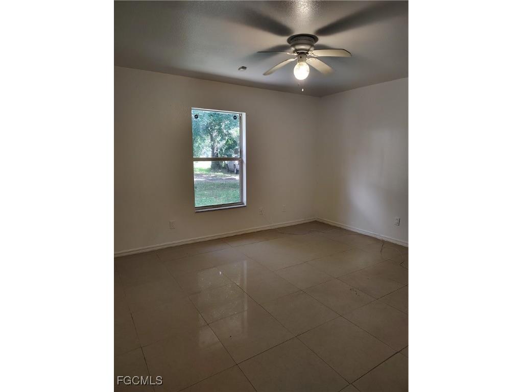 3021 Indian Street Fort Myers FL 33916 2025014181 image5