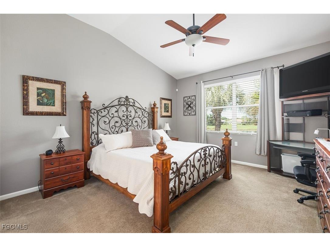 3021 Meandering Way #202 Fort Myers FL 33905 2025010700 image15