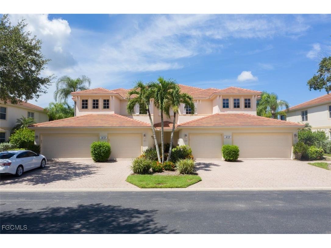 3021 Meandering Way #202 Fort Myers FL 33905 2025010700 image2